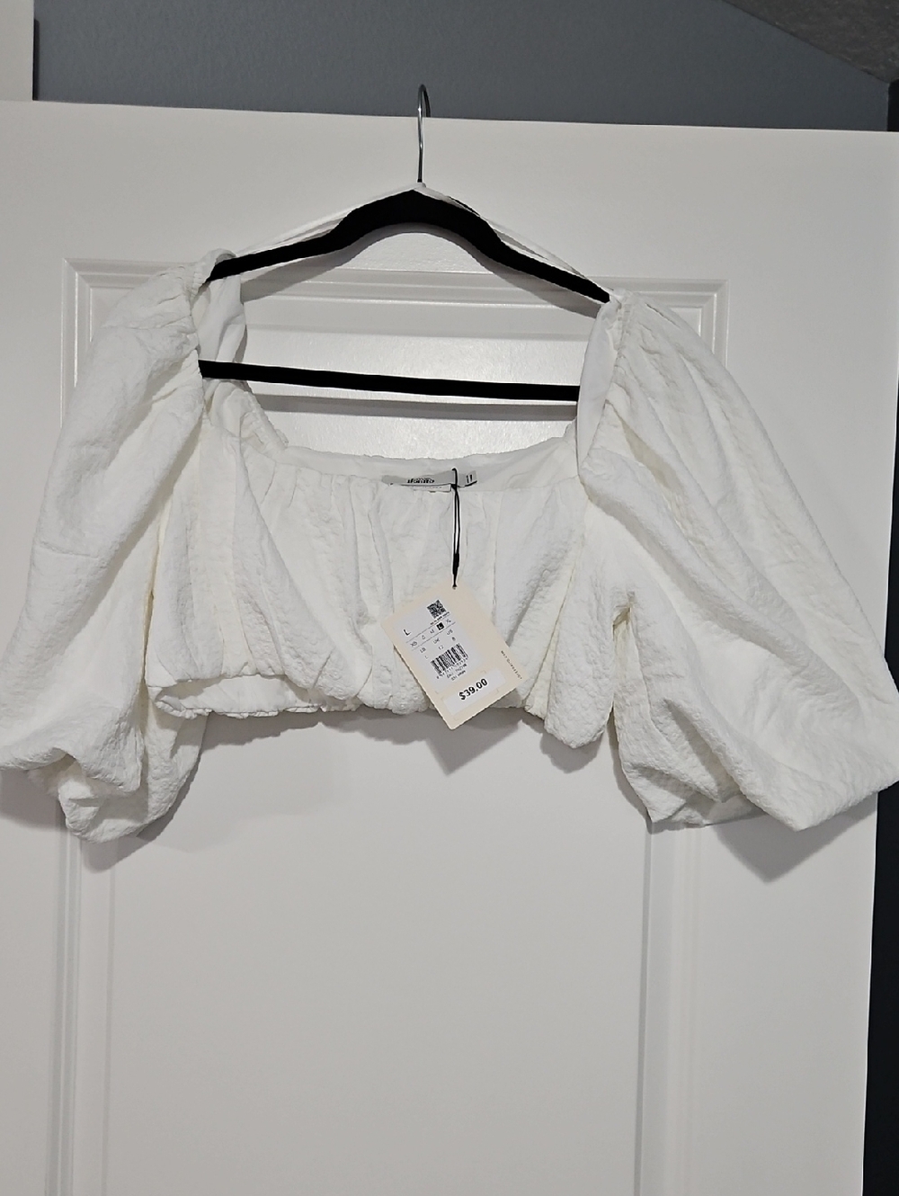 Love Bonito Crop Top